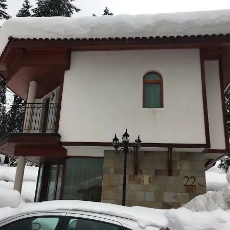 Bojinovi - Forest Nook 2