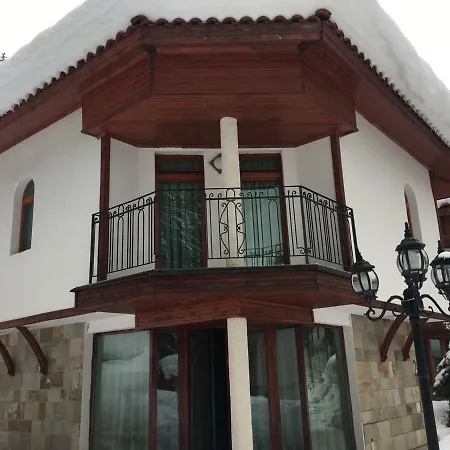 Bojinovi - Forest Nook 2 Pamporovo