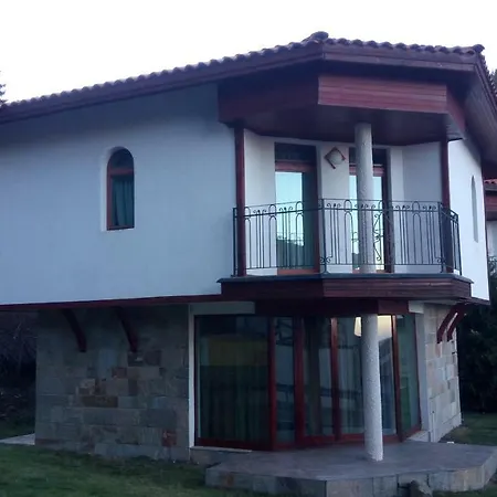 Bojinovi - Forest Nook 2 Villa *